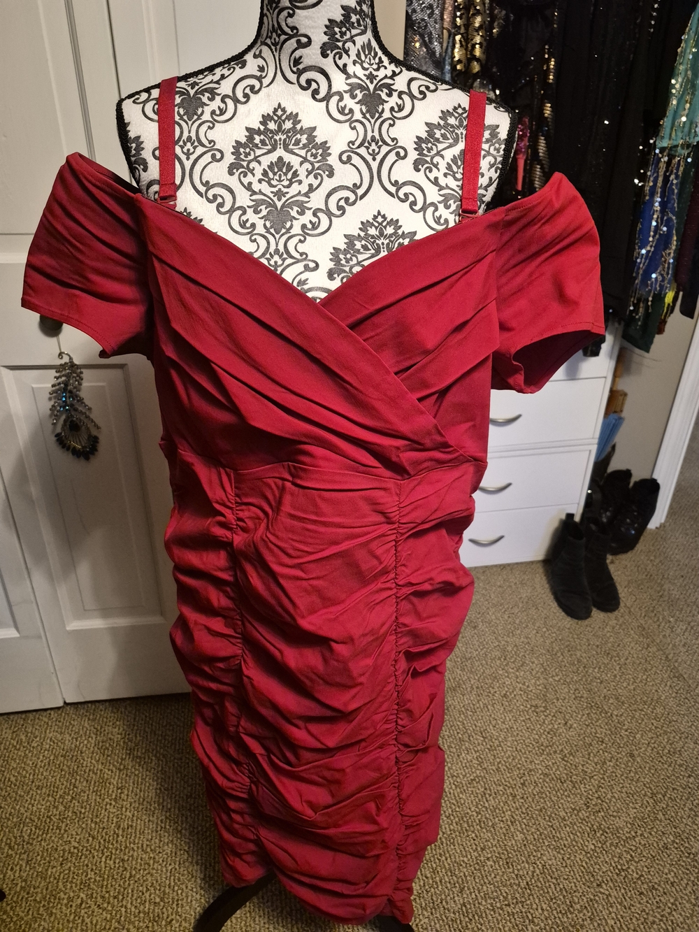 NWT - Women's Red Off-Shoulder Ruched Cocktail Dress - 20W